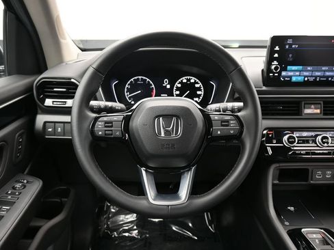 Certified 2025 Honda Pilot EX-L image 47
