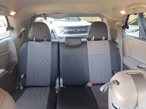 Used 2019 Toyota Sienna XLE Premium image 17