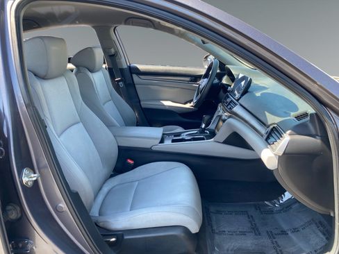 Used 2019 Honda Accord LX image 15