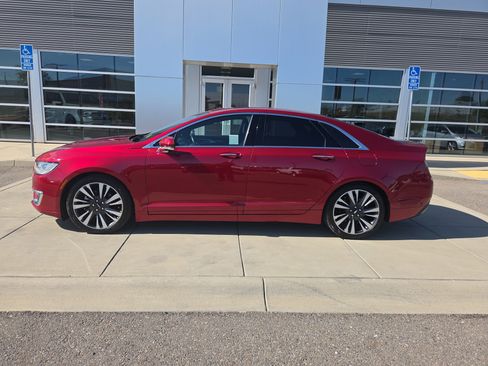 Used 2019 Lincoln MKZ Reserve image 2