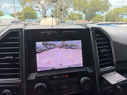 Used 2020 Ford F150 XLT w/ Equipment Group 302A Luxury AWD/4WD image 4