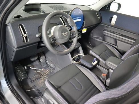 Used 2025 MINI Cooper Countryman S image 11