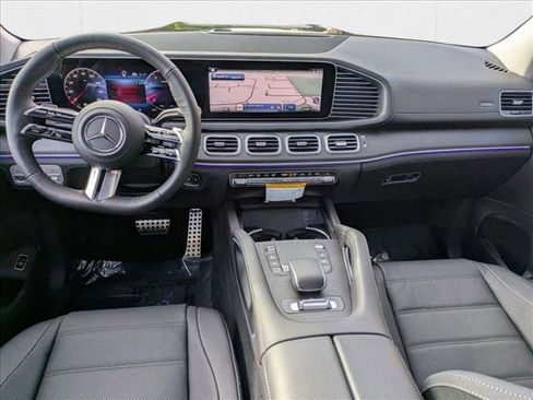 New 2026 Mercedes-Benz GLS 450 4MATIC image 17