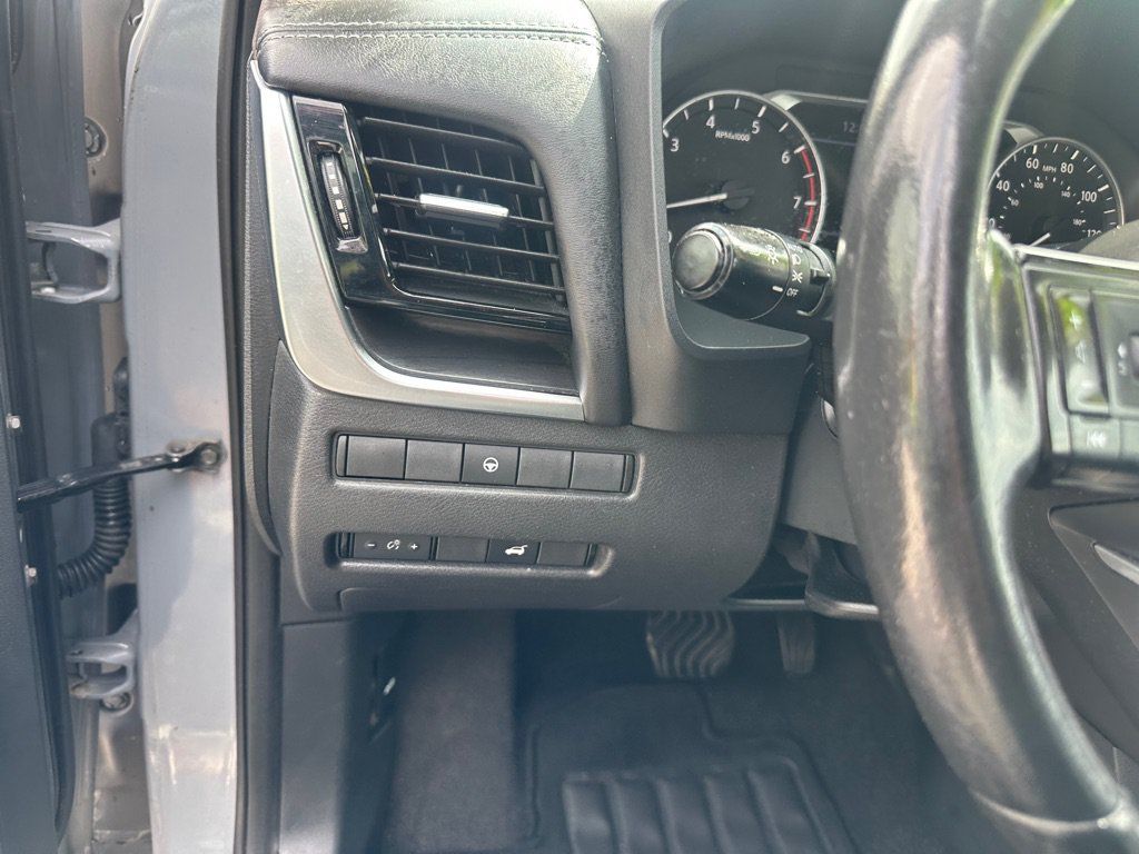 Used 2021 Nissan Rogue SL w/ Premium Package AWD/4WD image 14