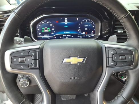 Used 2025 Chevrolet Silverado 1500 LT AWD/4WD image 27