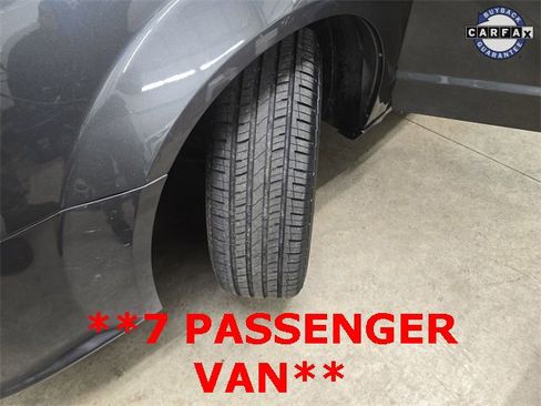 Used 2019 Dodge Grand Caravan GT image 22