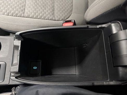 Certified 2024 Toyota Corolla Cross XLE image 72