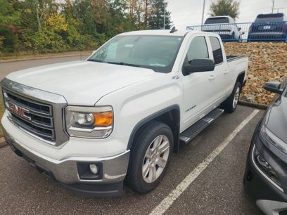 Used 2015 GMC Sierra 1500 SLE w/ SLE Value Package