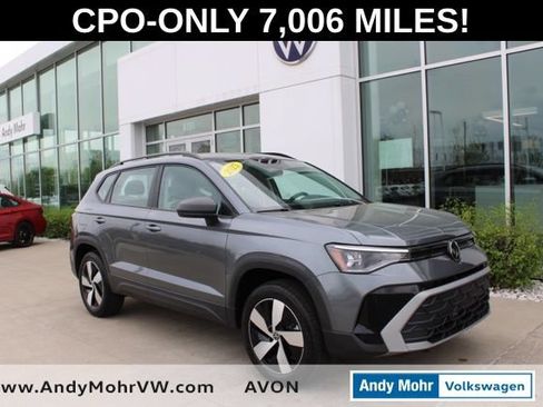 Used 2025 Volkswagen Taos S AWD/4WD image 1