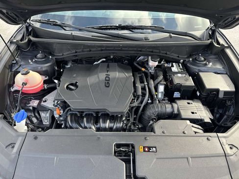 Used 2022 Hyundai Tucson SE image 13