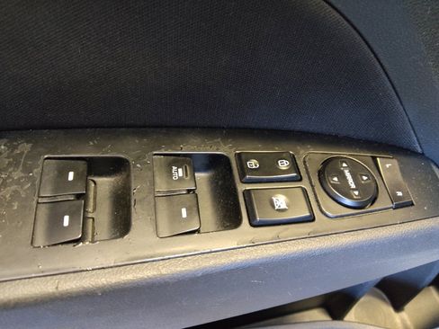 Used 2020 Hyundai Elantra Value Edition w/ Cargo Package (C1) image 27