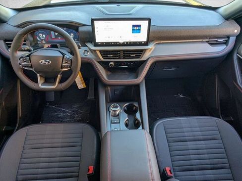 New 2026 Ford Explorer ST-Line w/ ST-Line Street Pack image 15