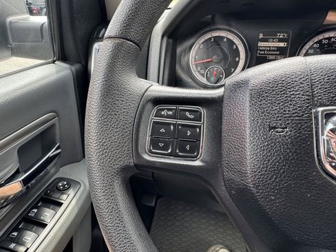 Used 2019 RAM 1500 Classic SLT AWD/4WD image 16