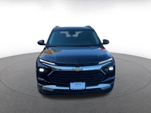 Used 2025 Chevrolet TrailBlazer LT image 4