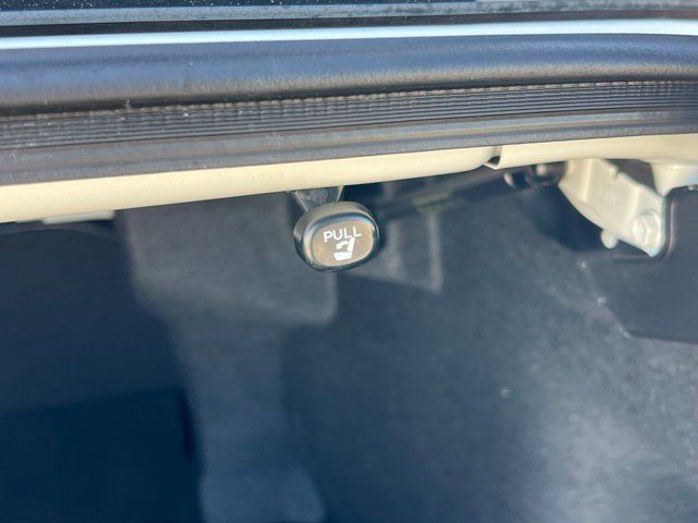 Used 2018 Toyota Camry XLE w/ Audio Package FWD image 49