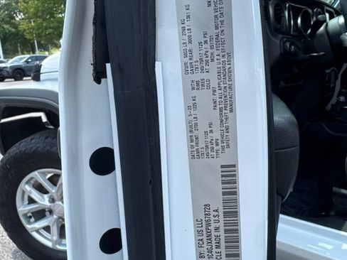 Used 2023 Jeep Wrangler Sport AWD/4WD image 40