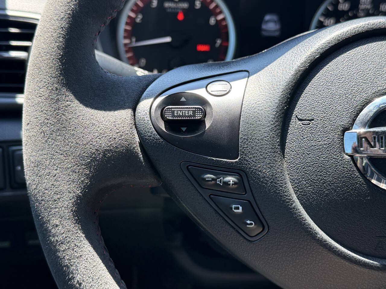 Used 2018 Nissan Sentra NISMO FWD image 24