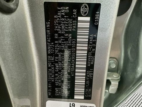 Used 2025 Toyota Camry LE FWD image 29