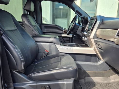 Used 2022 Ford F350 Lariat w/ Lariat Ultimate Package AWD/4WD image 11