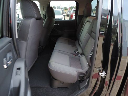 New 2026 Nissan Frontier SV w/ SV Convenience Package image 16