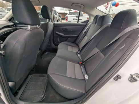 Used 2024 Nissan Sentra SV image 18