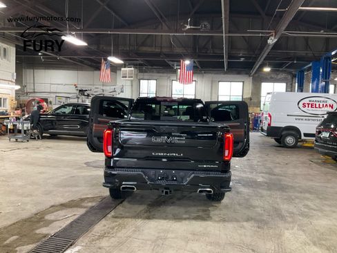Used 2024 GMC Sierra 1500 Denali Ultimate AWD/4WD image 24