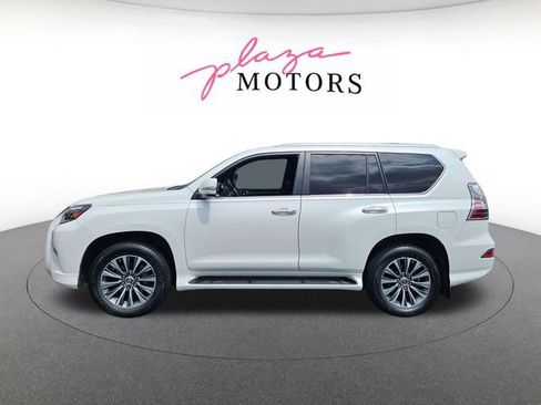 Used 2021 Lexus GX 460 Luxury w/ Accessory Package AWD/4WD image 8