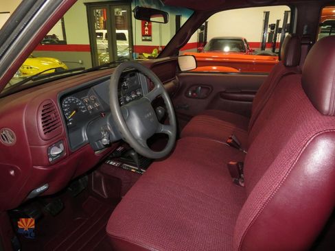 Used 1998 GMC Sierra 1500 4x4 Extended Cab w/ Marketing Option Pkg 2 image 3
