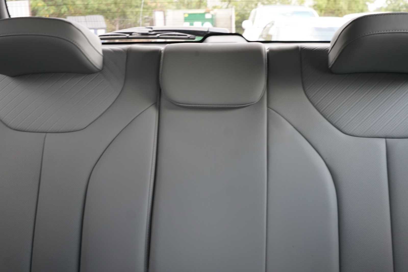 Used 2025 Hyundai Palisade SEL FWD image 25
