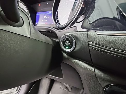 Used 2022 Buick Encore GX Essence w/ Experience Buick Package image 25