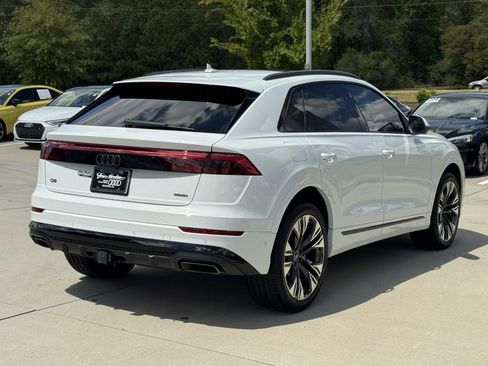 Used 2025 Audi Q8 Premium Plus image 18