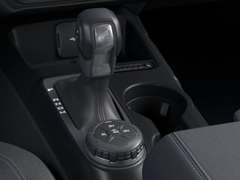 New 2025 Ford Bronco Outer Banks AWD/4WD image 17