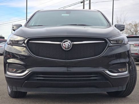 Used 2020 Buick Enclave Essence w/ Sport Touring Edition image 11