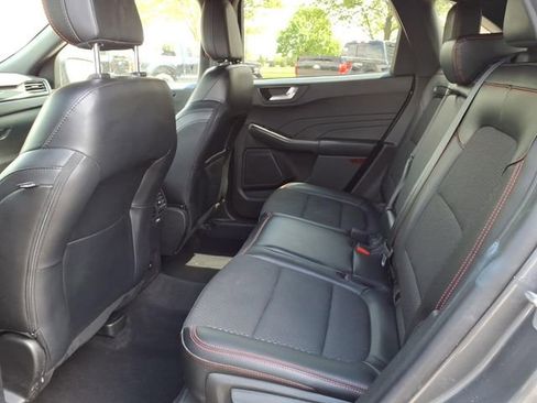 Certified 2023 Ford Escape ST-Line w/ Tech Pack #1 AWD/4WD image 10