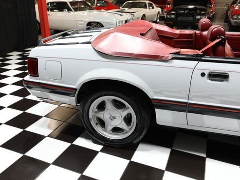 Used 1991 Ford Mustang LX RWD image 26