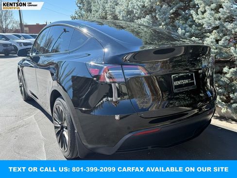 Used 2022 Tesla Model Y Long Range AWD/4WD image 6