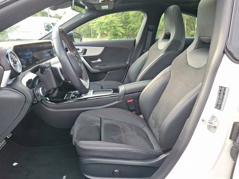 Certified 2025 Mercedes-Benz CLA 250 4MATIC image 13