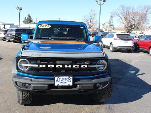 Used 2022 Ford Bronco Outer Banks w/ Sasquatch Package image 6