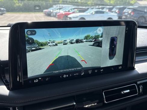 New 2025 Lincoln Aviator AWD w/ Equipment Group 101A image 29