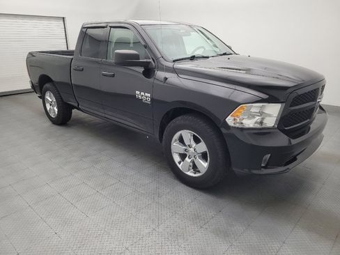 Used 2019 RAM 1500 Express w/ Express Value Package AWD/4WD image 11