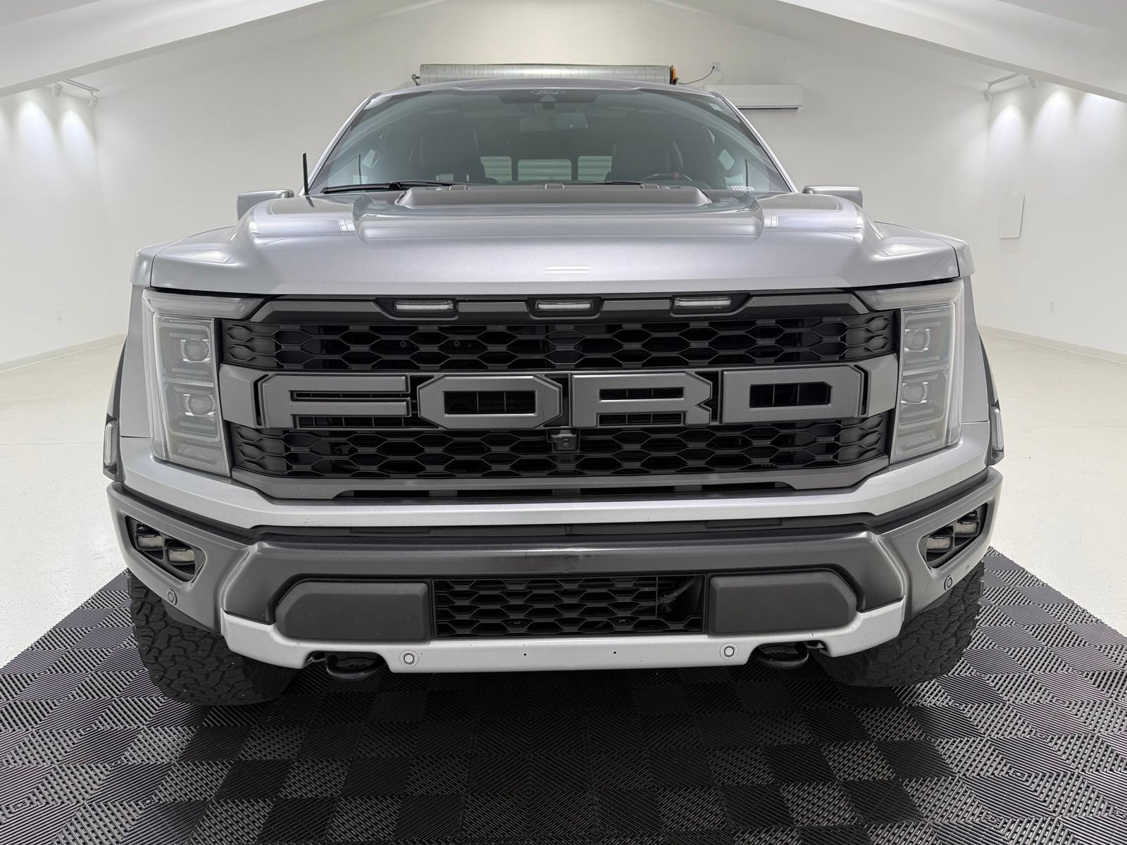 Used 2021 Ford F150 Raptor w/ Raptor 37 Performance Package AWD/4WD image 2