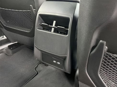 Used 2025 Jeep Wagoneer S Limited image 25