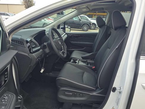 Used 2026 Honda Odyssey Elite image 9