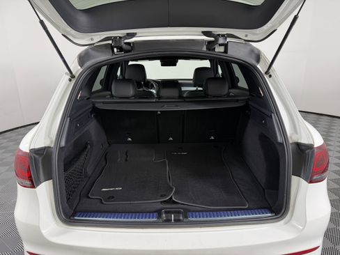 Used 2022 Mercedes-Benz GLC 300 4MATIC image 17