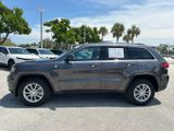 Used 2021 Jeep Grand Cherokee Laredo image 6