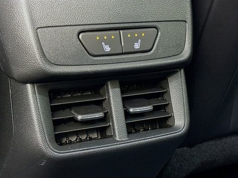 New 2026 GMC Terrain Denali w/ LPO, Black Badging Package image 25