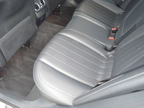 Used 2018 Mercedes-Benz E 300 4MATIC image 14