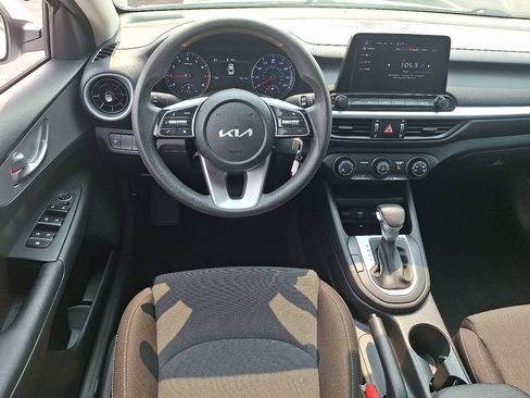 Used 2023 Kia Forte LXS FWD image 13