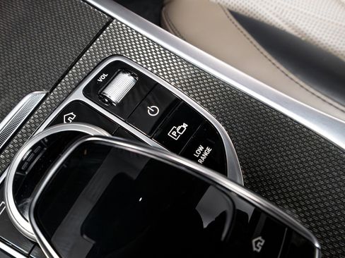 Used 2020 Mercedes-Benz G 550 image 69