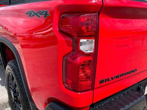 Used 2025 Chevrolet Silverado 2500 Custom w/ Custom Value Package AWD/4WD image 20